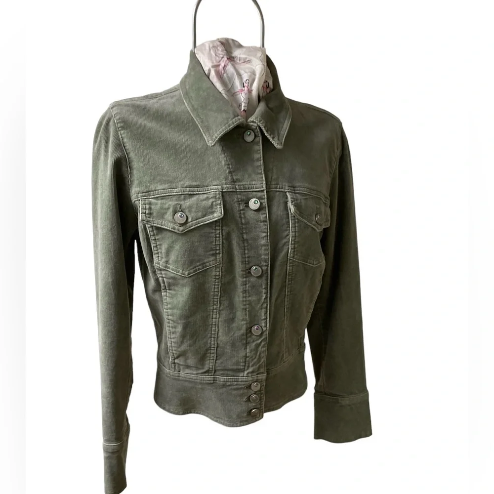 Jacket - Picture 1 of 5